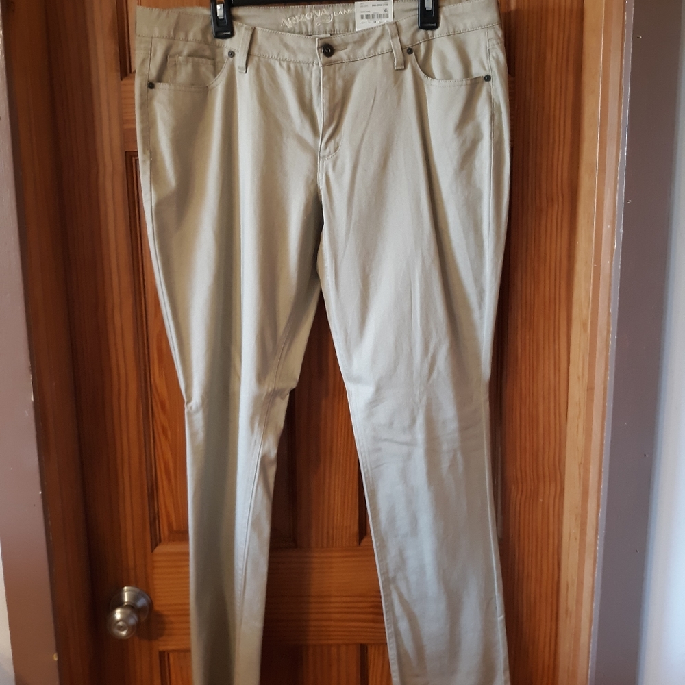 NWT Arizona khaki pants size 17